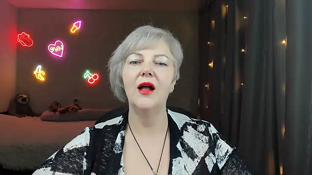 Snapshot of Mary-Leee chatting on March 2026 02:49:02 PM Mary-Leee online show from March 2026 02:49:02 PM