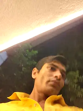 Snapshot of Desiking1 chatting on March 2026 01:26:01 PM Desiking1 online show from March 2026 01:26:01 PM