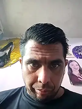 manuel4200 online show from April 2026 02:15:02 PM