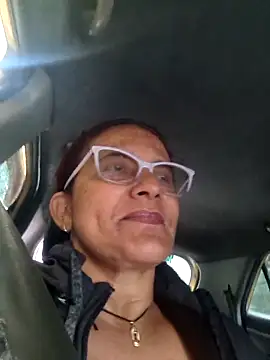 Snapshot of Lorenaluna chatting on March 2026 03:07:02 PM Lorenaluna online show from March 2026 03:07:02 PM