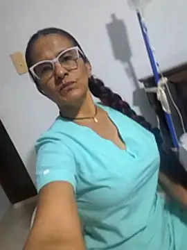 Snapshot of Lorenaluna chatting on March 2026 01:00:02 AM Lorenaluna online show from March 2026 01:00:02 AM