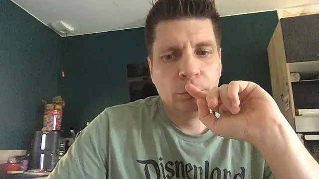 Minmoi1984 online show from March 2026 12:33:02 PM