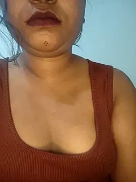 Cutie bae011 online show from March 2026 06:47:02 PM