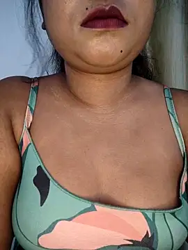 Cutie bae011 online show from March 2026 06:46:01 PM