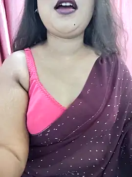 Cutie bae011 online show from April 2026 05:43:02 PM