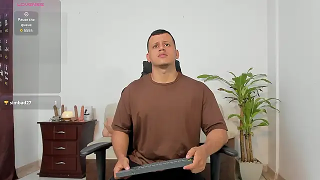 Alex towerss online show from February 2026 08:20:01 PM