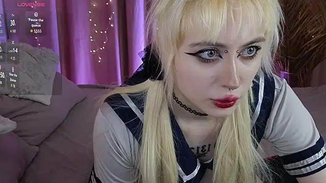 Snapshot of rraffaellka chatting on May 2026 09:34:02 PM rraffaellka online show from May 2026 09:34:02 PM