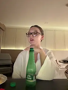 Bellesweett online show from February 2026 04:30:01 PM