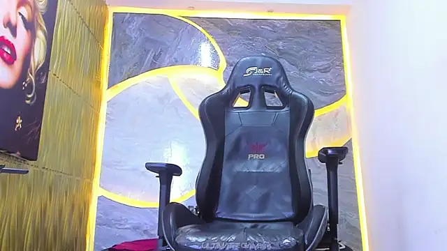 Matheus Ic  online show from March 2026 07:02:02 PM