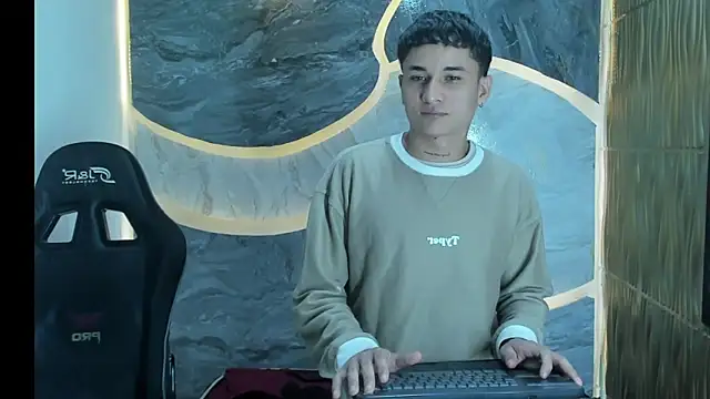 Matheus Ic  online show from April 2026 07:33:02 PM