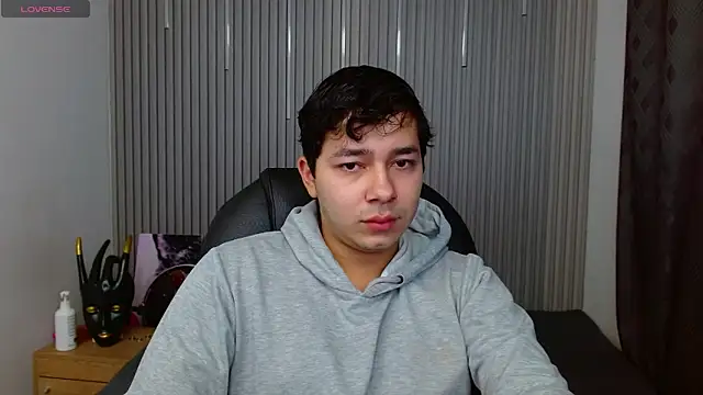 Snapshot of Julian_Smith21 chatting on April 2026 03:09:02 AM Julian Smith21 online show from April 2026 03:09:02 AM