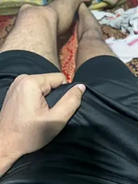 mightyythorrrr online show from April 2026 06:27:01 PM