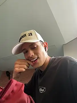 HarryGaze online show from February 2026 01:10:01 PM