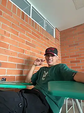 HarryGaze online show from April 2026 03:13:01 PM