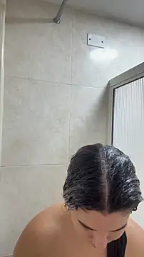 LaiaGomez online show from June 2026 09:39:02 PM