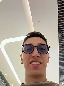 Thiago Jones1 online show from April 2026 06:46:02 PM