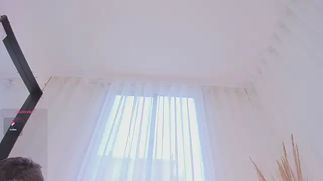 Snapshot of Thiago_Jones1 chatting on April 2026 04:01:01 PM Thiago Jones1 online show from April 2026 04:01:01 PM