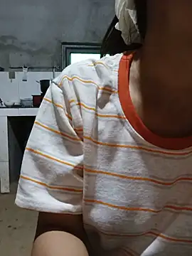 Snapshot of hd_love69 chatting on May 2026 03:57:01 AM hd love69 online show from May 2026 03:57:01 AM