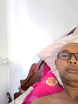 emperator13 online show from May 2026 11:27:01 AM