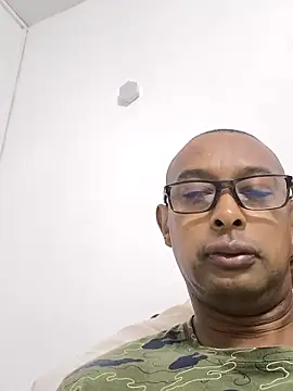 emperator13 online show from May 2026 01:36:01 AM