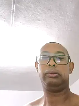 emperator13 online show from May 2026 05:05:02 AM