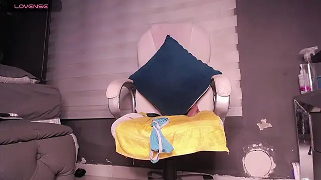 Snapshot of dirty_27cms chatting on October 2025 12:53:01 AM dirty 27cms online show from October 2025 12:53:01 AM