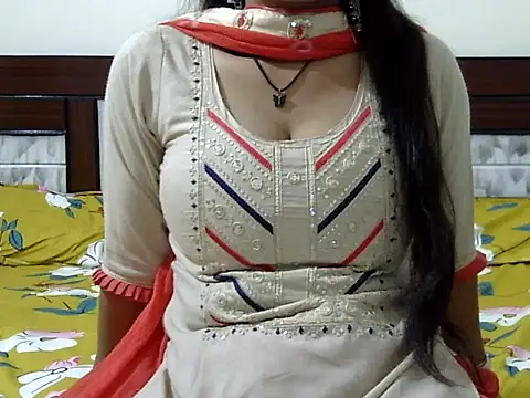 cute momo love online show from February 2026 08:44:02 AM