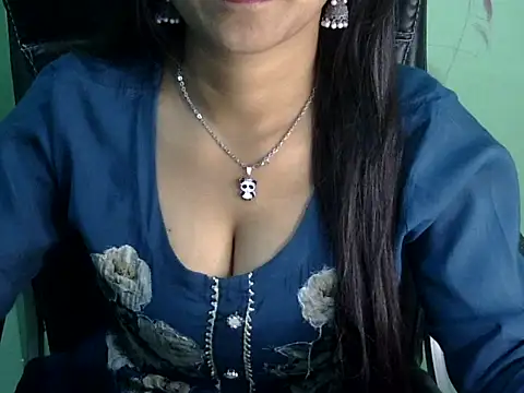 cute momo love online show from March 2026 05:44:01 AM