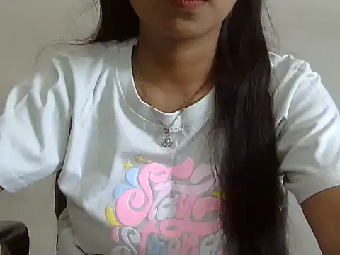 cute momo love online show from May 2026 05:12:01 AM