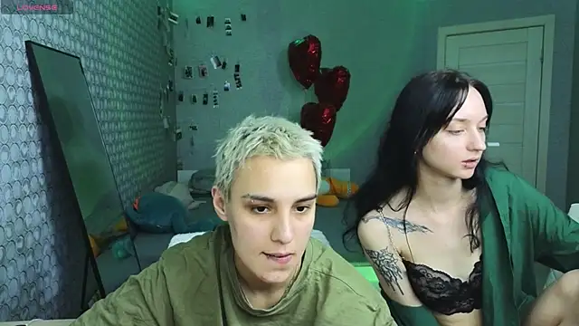 Snapshot of LuxuryLoverss chatting on March 2026 11:16:01 AM LuxuryLoverss online show from March 2026 11:16:01 AM