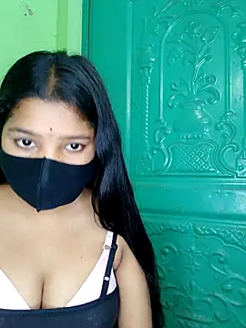 Turshaio online show from March 2026 12:31:02 PM