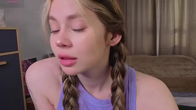 Dipamelly online show from April 2026 02:09:02 AM