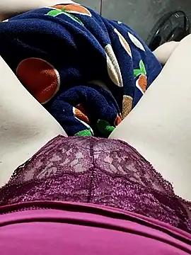 Lin-miuu online show from April 2026 12:59:01 PM