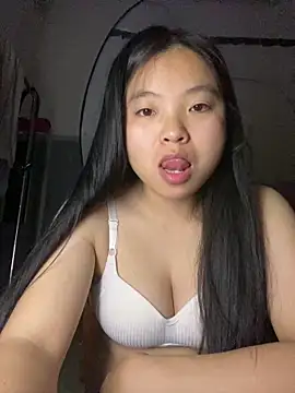 Snapshot of Olive-su chatting on March 2026 02:45:01 PM Olive-su online show from March 2026 02:45:01 PM