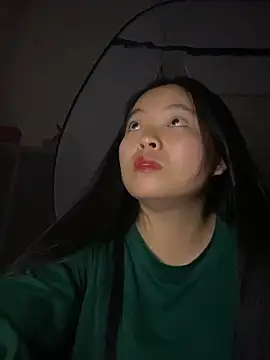 Snapshot of Olive-su chatting on April 2026 02:14:02 PM Olive-su online show from April 2026 02:14:02 PM