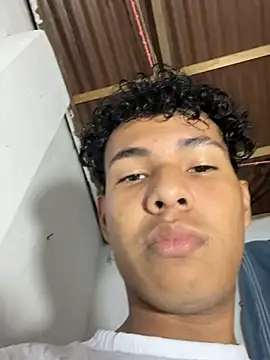 Lian tonnerz online show from February 2026 02:09:02 AM