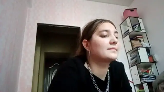 Snapshot of JanineThielman chatting on April 2026 12:29:02 PM JanineThielman online show from April 2026 12:29:02 PM