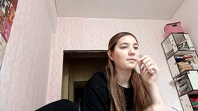 Snapshot of JanineThielman chatting on April 2026 08:52:02 AM JanineThielman online show from April 2026 08:52:02 AM