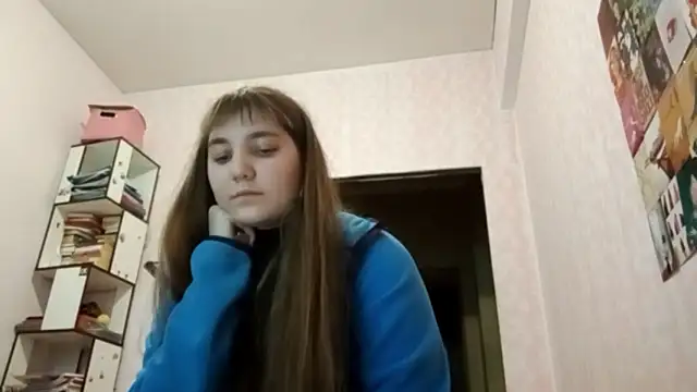 Snapshot of JanineThielman chatting on May 2026 12:34:02 PM JanineThielman online show from May 2026 12:34:02 PM