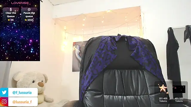 Snapshot of FranchescaSexy1 chatting on September 2025 10:59:02 PM FranchescaSexy1 online show from September 2025 10:59:02 PM