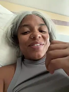 Snapshot of princessandthefootjob chatting on May 2026 03:53:02 PM princessandthefootjob online show from May 2026 03:53:02 PM