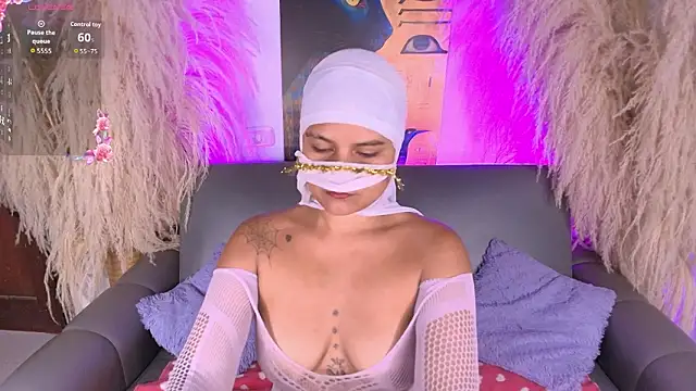 Snapshot of milkk_ chatting on March 2026 07:26:01 PM milkk online show from March 2026 07:26:01 PM