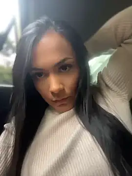 Tiffanyy Lam online show from April 2026 10:10:01 PM