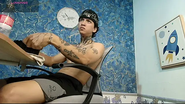 Snapshot of Tessarion_Black chatting on March 2026 04:38:02 AM Tessarion Black online show from March 2026 04:38:02 AM