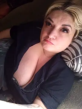 CharleyyCream online show from March 2026 07:46:01 AM