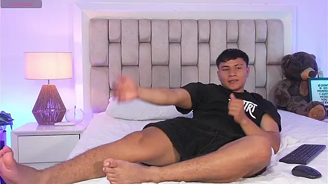 jordan thompson online show from February 2026 01:03:02 AM