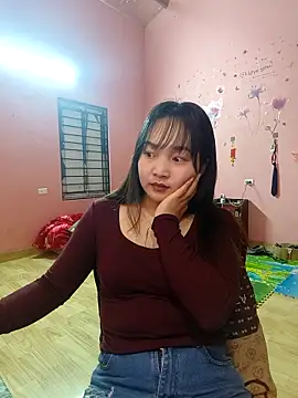 Myna5790 online show from March 2026 11:37:01 PM