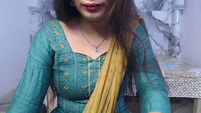 Snapshot of Aayesha-queen chatting on June 2026 03:20:02 AM Aayesha-queen online show from June 2026 03:20:02 AM