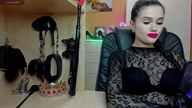 KristiTopxx online show from June 2026 06:08:02 PM
