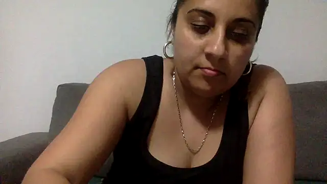 I amXenox online show from April 2026 07:38:02 PM